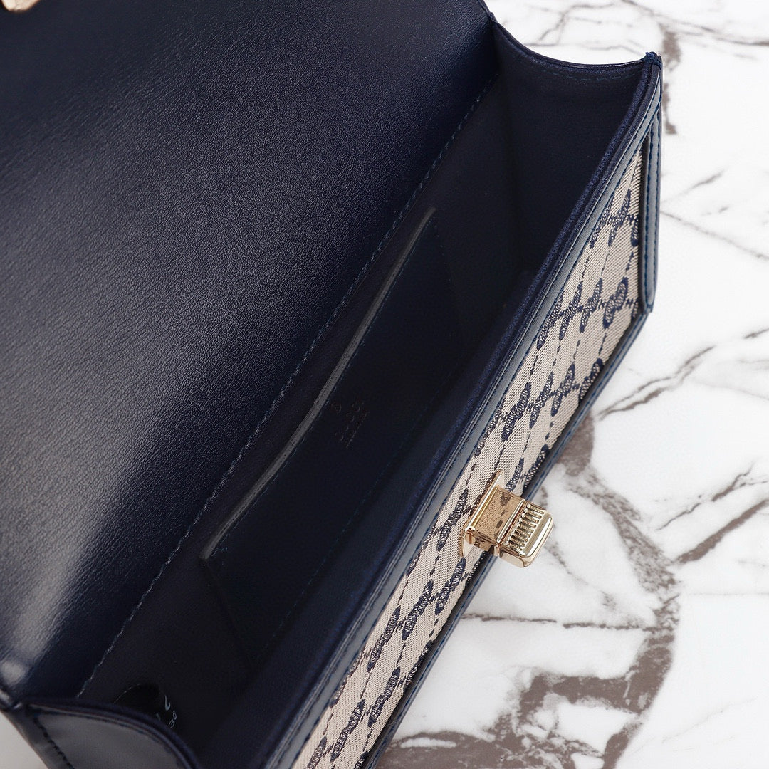 Gucci Luce Small Shoulder Bag