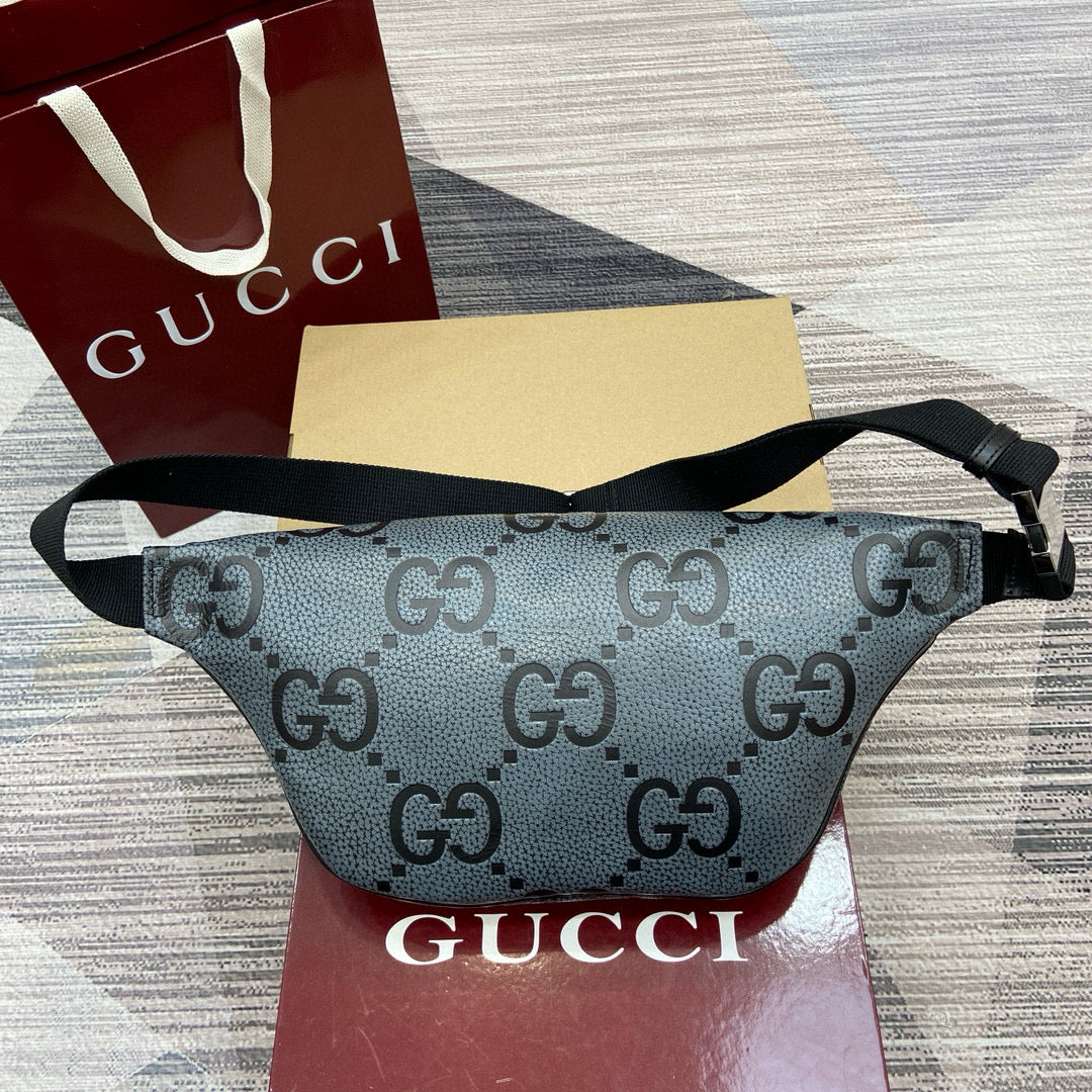 Gucci Bolso de Hombro Jackie 1961 Mini en Lona GG Supreme y Piel Marrón