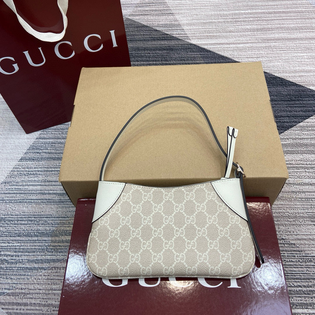 Mini Bolso Gucci Jackie 1961 GG Supreme con Ribete de Cuero