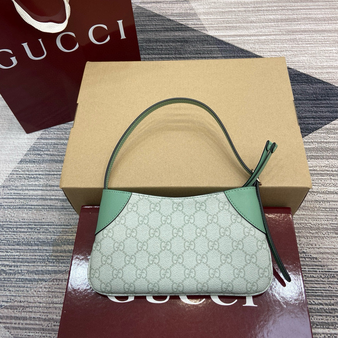 Mini Bolso Gucci Jackie 1961 GG Supreme con Ribete de Cuero