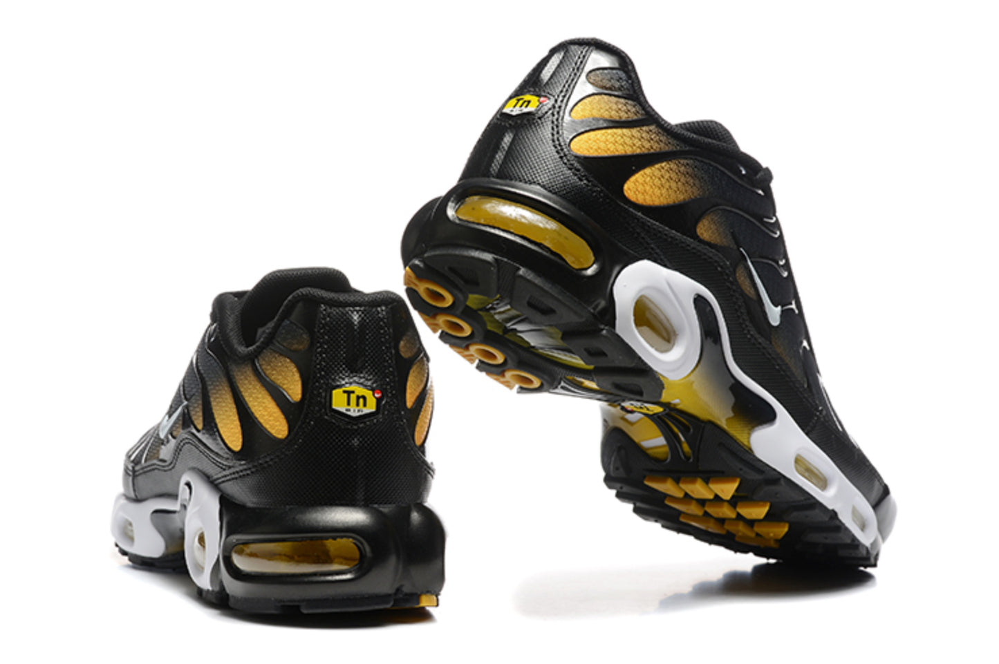 Nike Air Max TN Plus "Black / Metallic Gold"