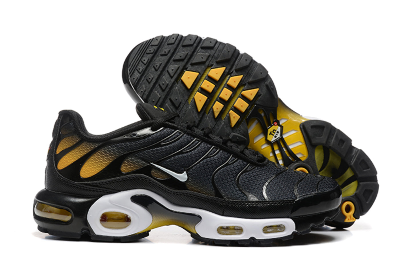 Nike Air Max TN Plus "Black / Metallic Gold"