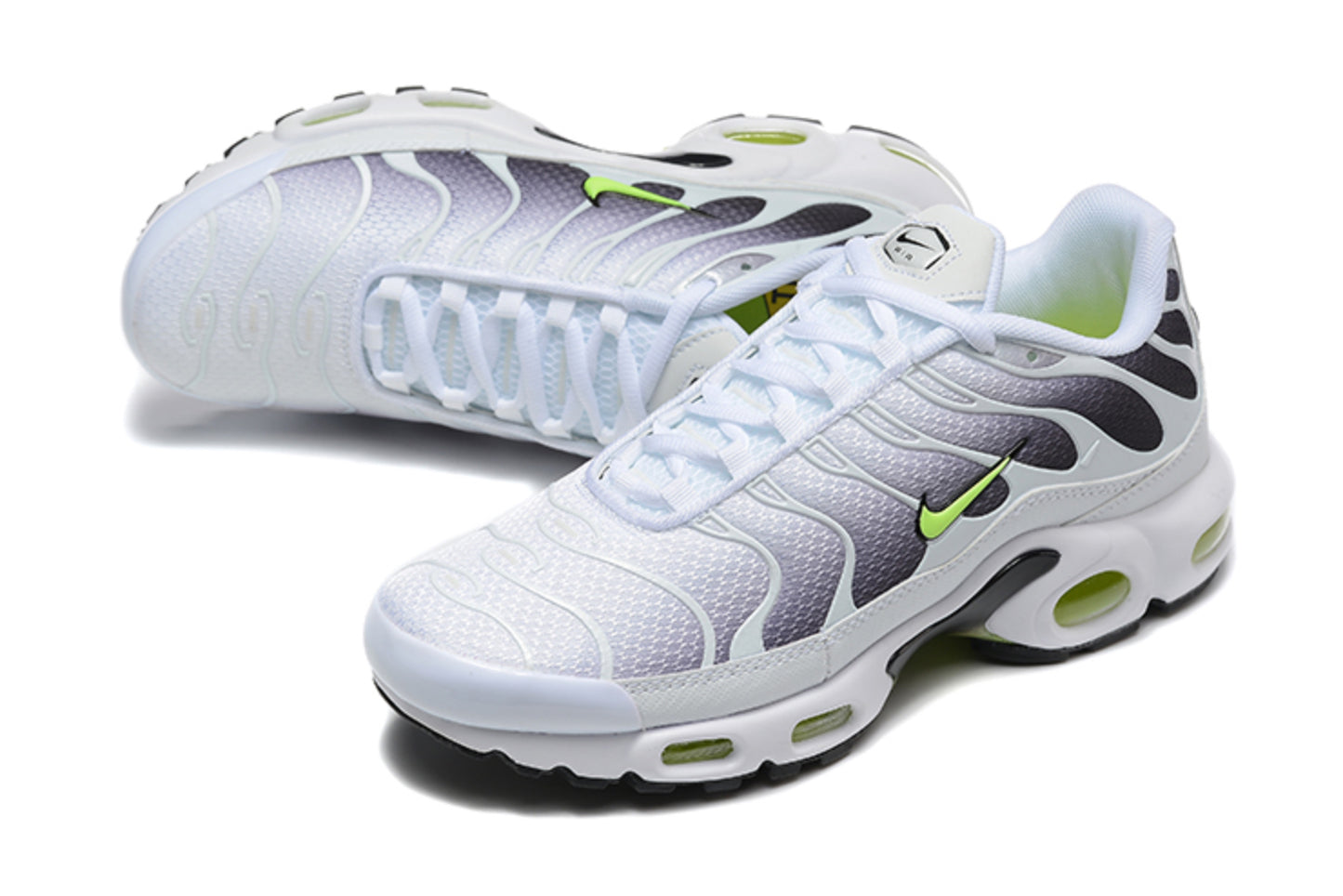 Nike Air Max TN Plus "White / Green Strike Fade" (White/Green/Black)