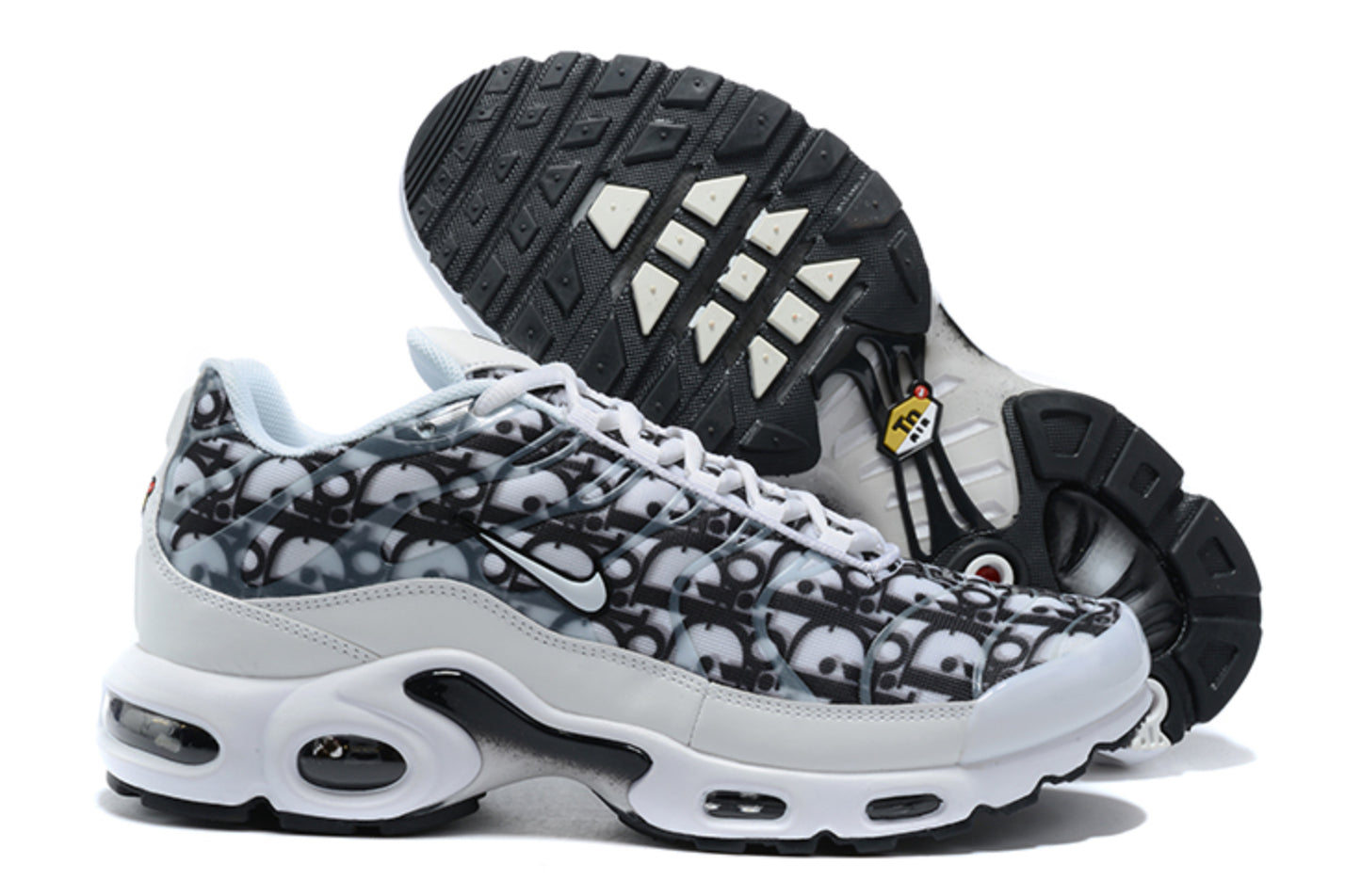 Nike Air Max Plus TN 'Dior Oblique Custom' (Negro y Blanco)
