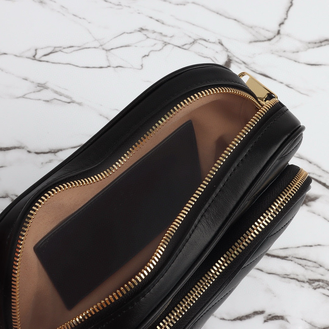 Mini Bolso Gucci GG Marmont Corazón Acolchado