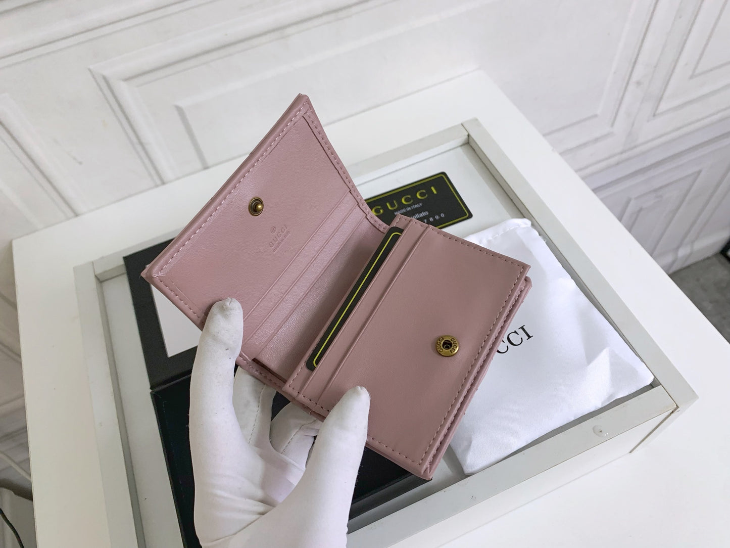 Cartera Gucci GG Marmont de Piel Matelassé en color Rosa Viejo