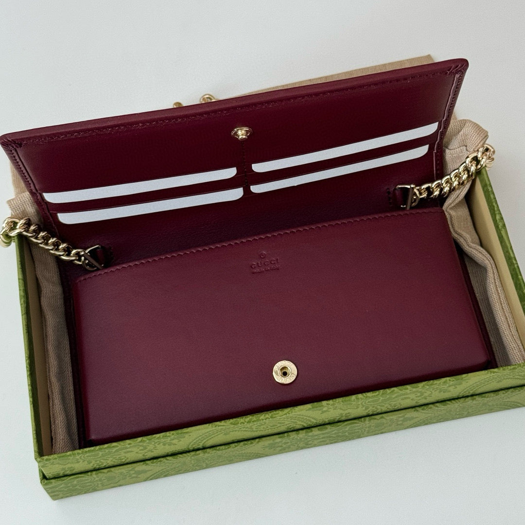 Cartera con Cadena Gucci Horsebit 1955 en Lona GG Supreme y Piel