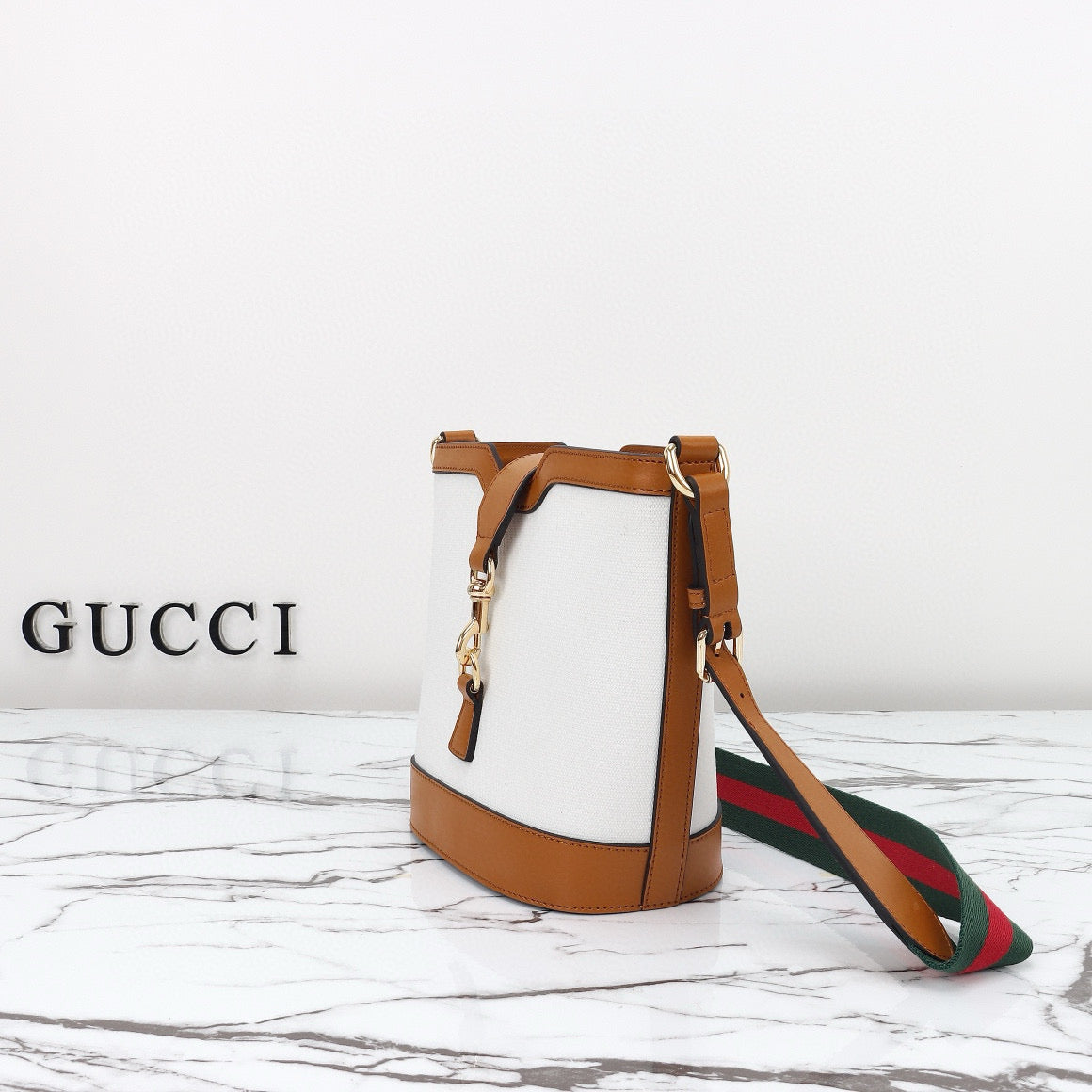 Gucci Ophidia GG Bucket Bag