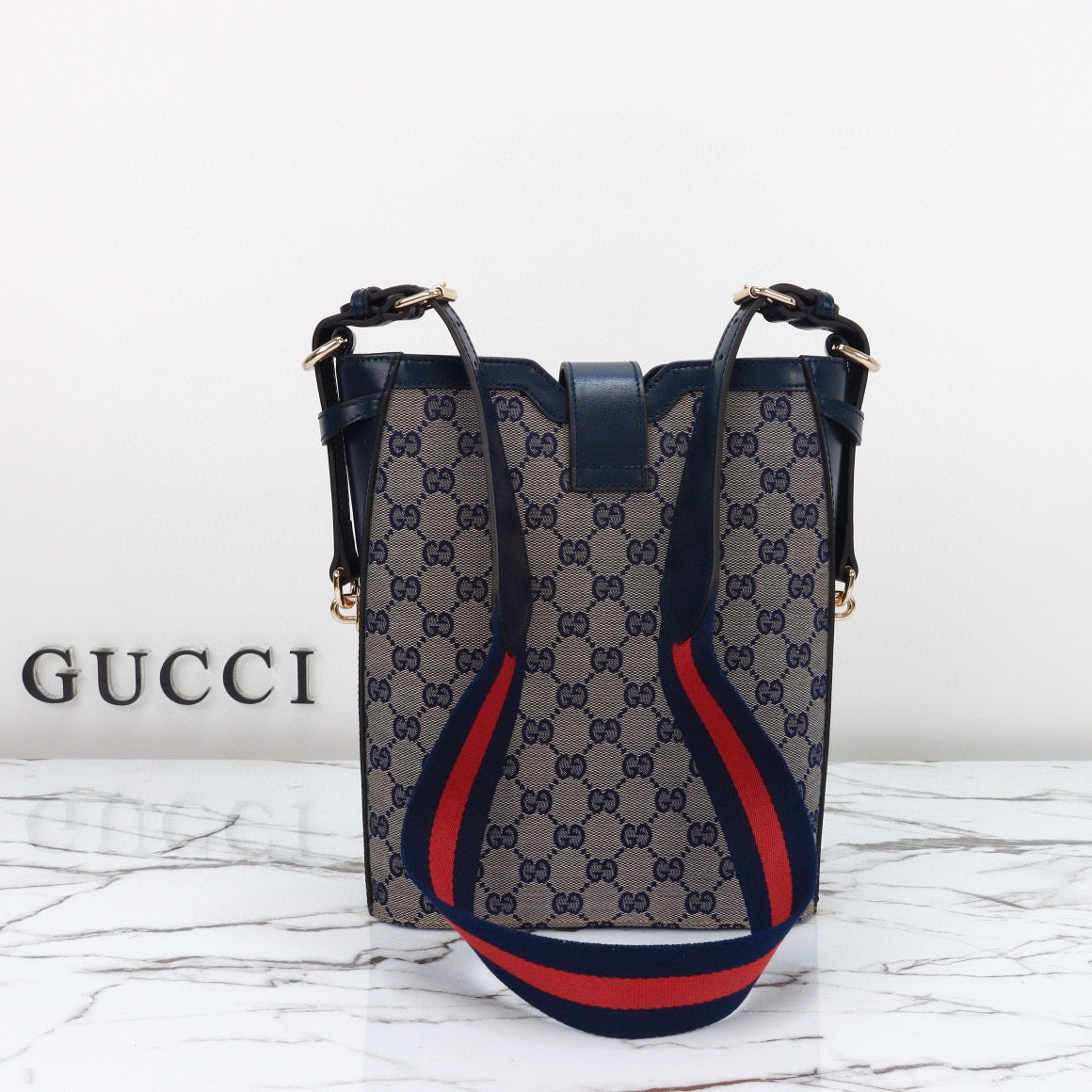 Gucci Ophidia GG Small Bucket Bag
