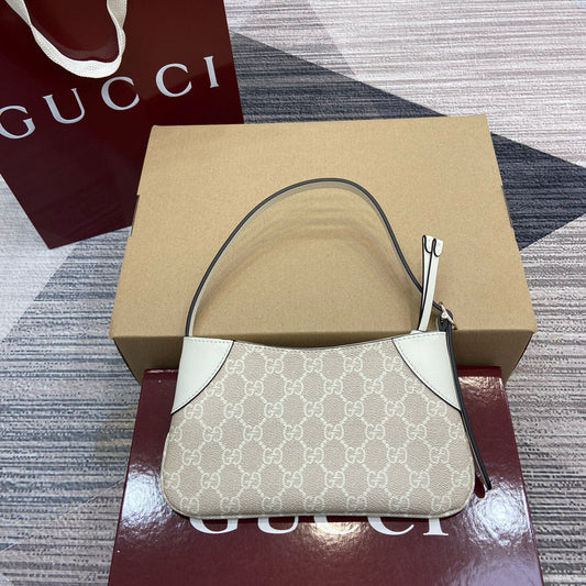 Mini Bolso Gucci Jackie 1961 GG Supreme con Ribete de Cuero