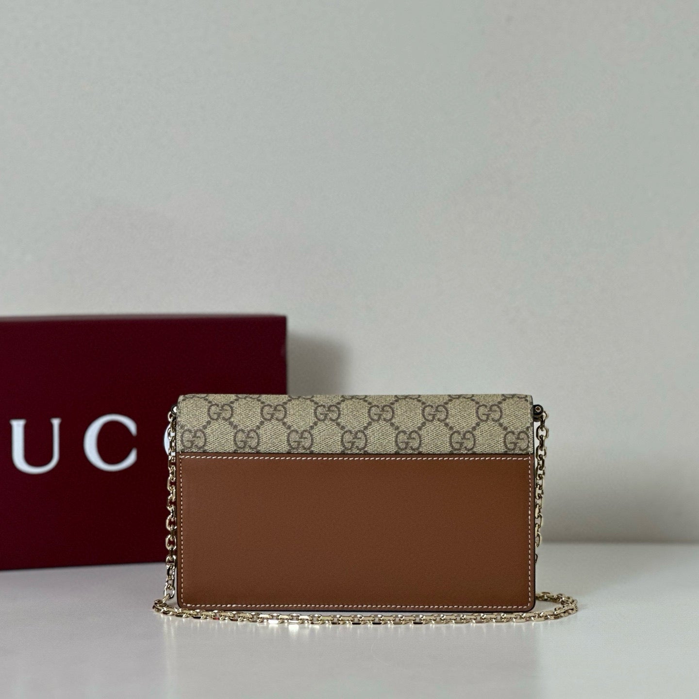 Cartera con Cadena Gucci Ophidia en Lona GG Supreme y Piel
