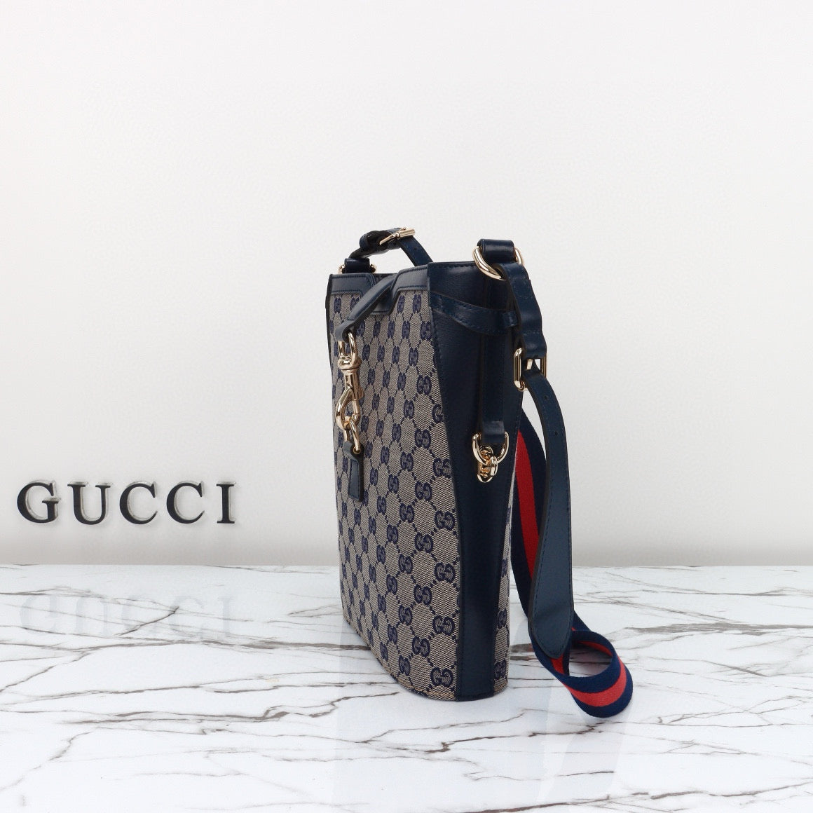 Gucci Ophidia GG Small Bucket Bag