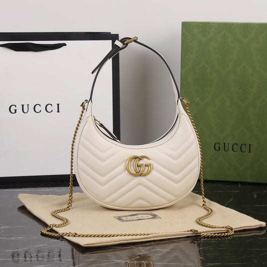 Gucci GG Marmont Small Matelassé Shoulder Bag