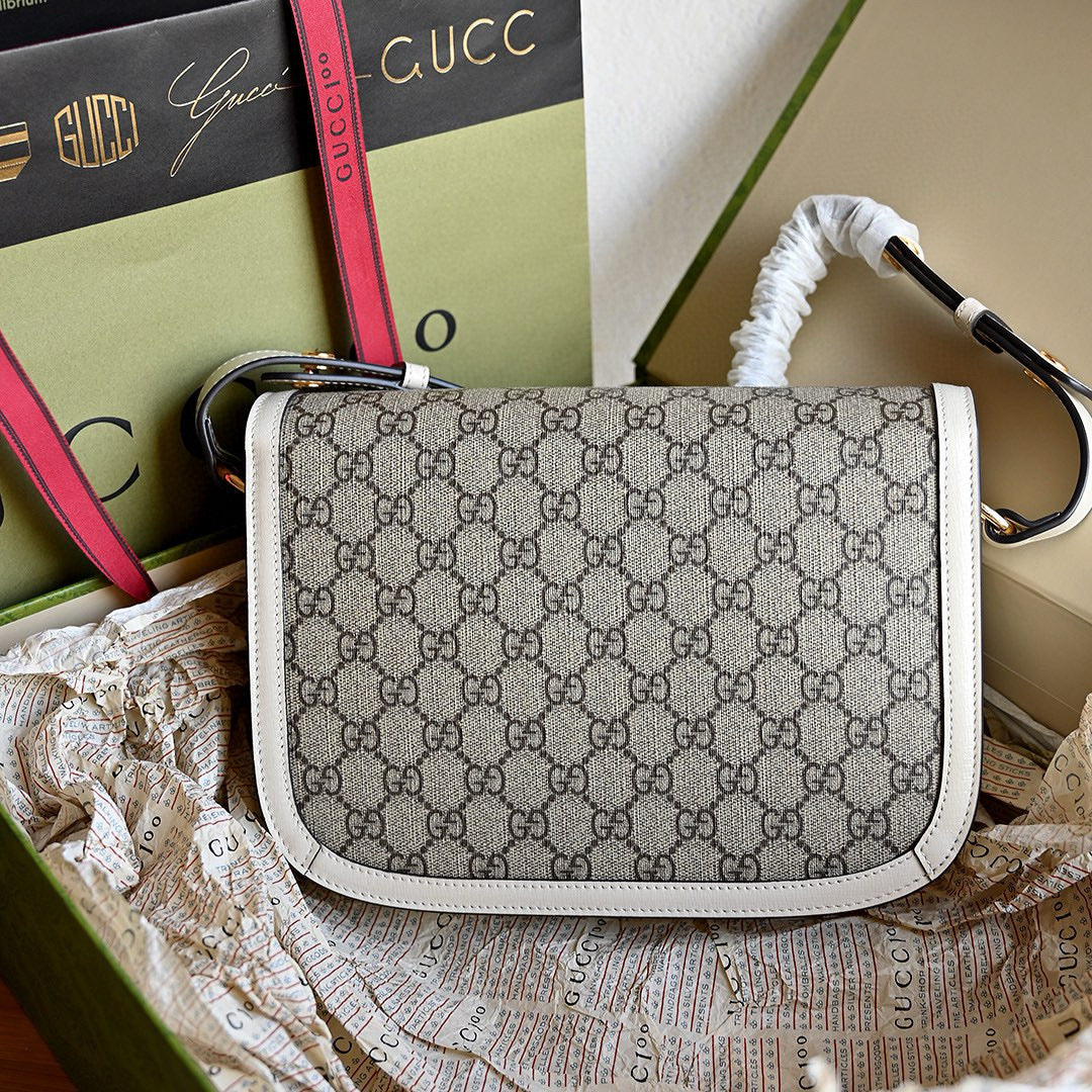 Bolso de Hombro Gucci Horsebit 1955 en Lona GG Supreme y Piel