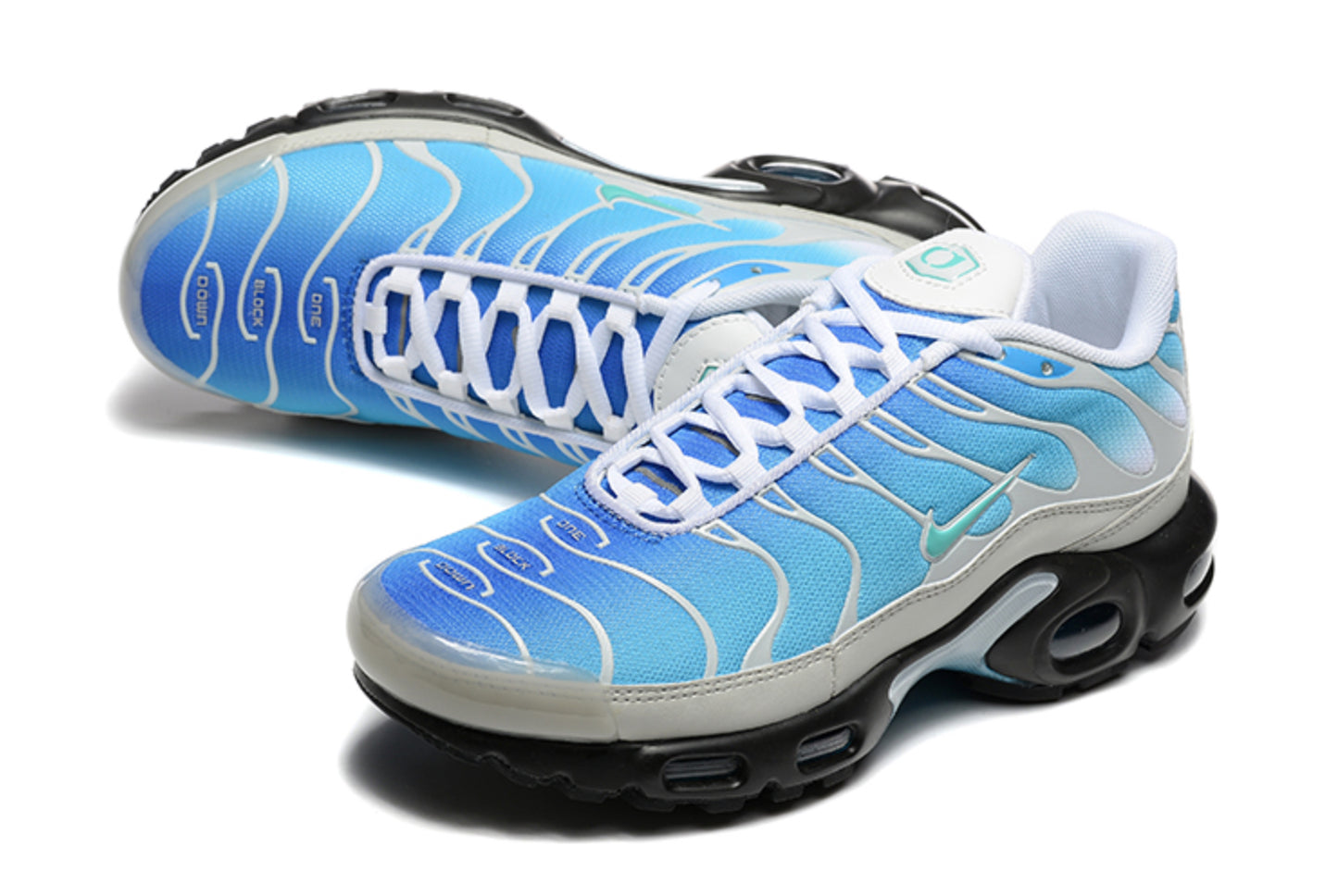 Patta x Nike Air Max TN Plus "Sky Blue" (Sky Blue / White / Grey-Green)
