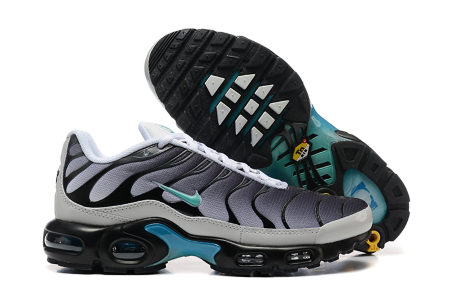 Nike Air Max TN Plus "Triple White / Grey Fade"
