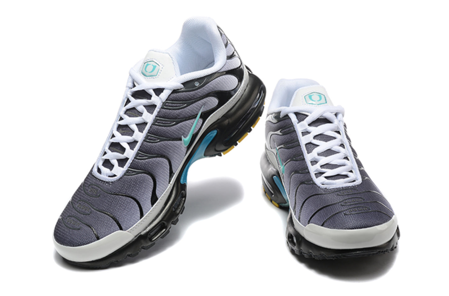 Nike Air Max TN Plus "Triple White / Grey Fade"