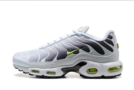 Nike Air Max TN Plus "White / Green Strike Fade" (White/Green/Black)