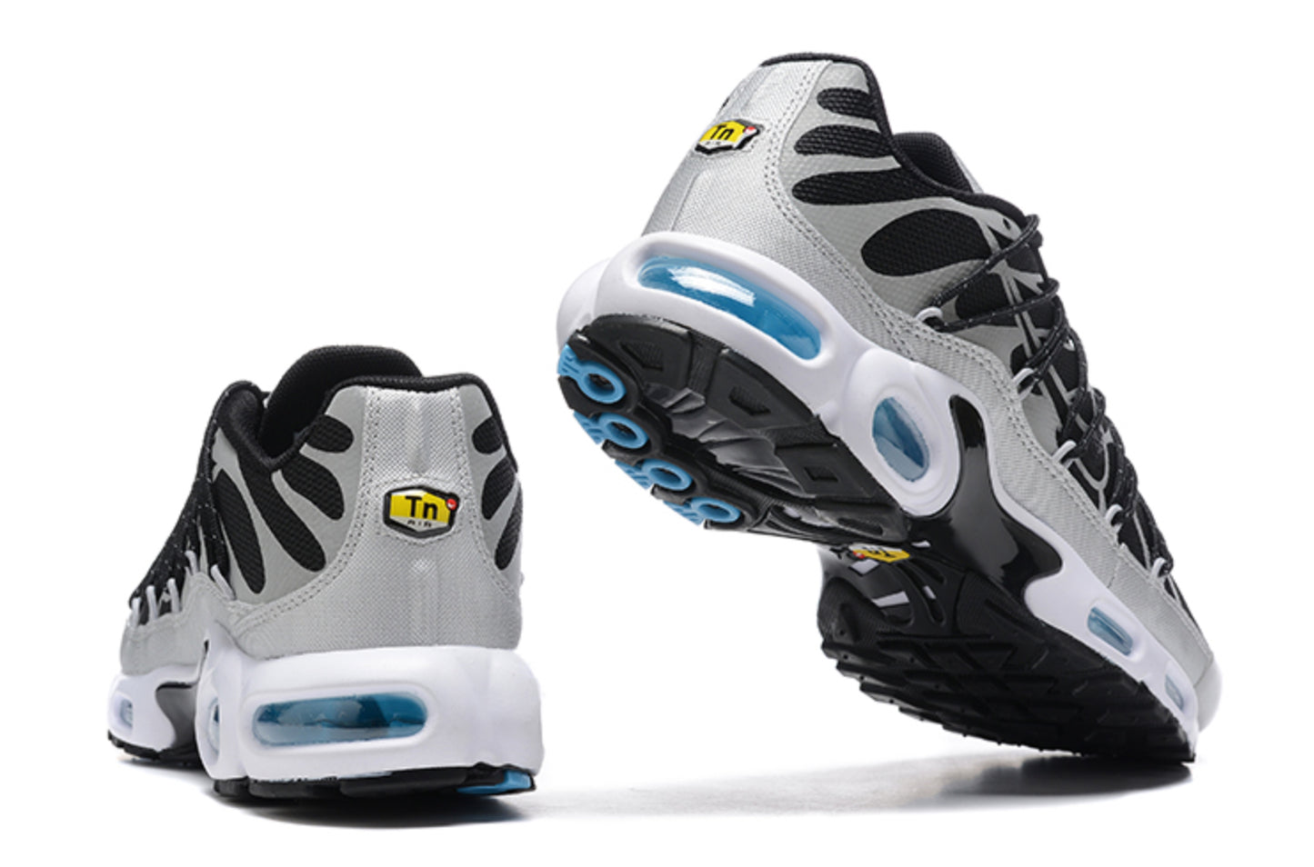 Nike Air Max Plus TN "Wolf Grey Black" / "Silver Bullet Accents"
