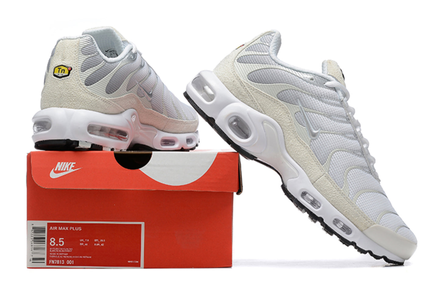 Nike Air Max Plus TN "Light Bone / Pure Platinum"