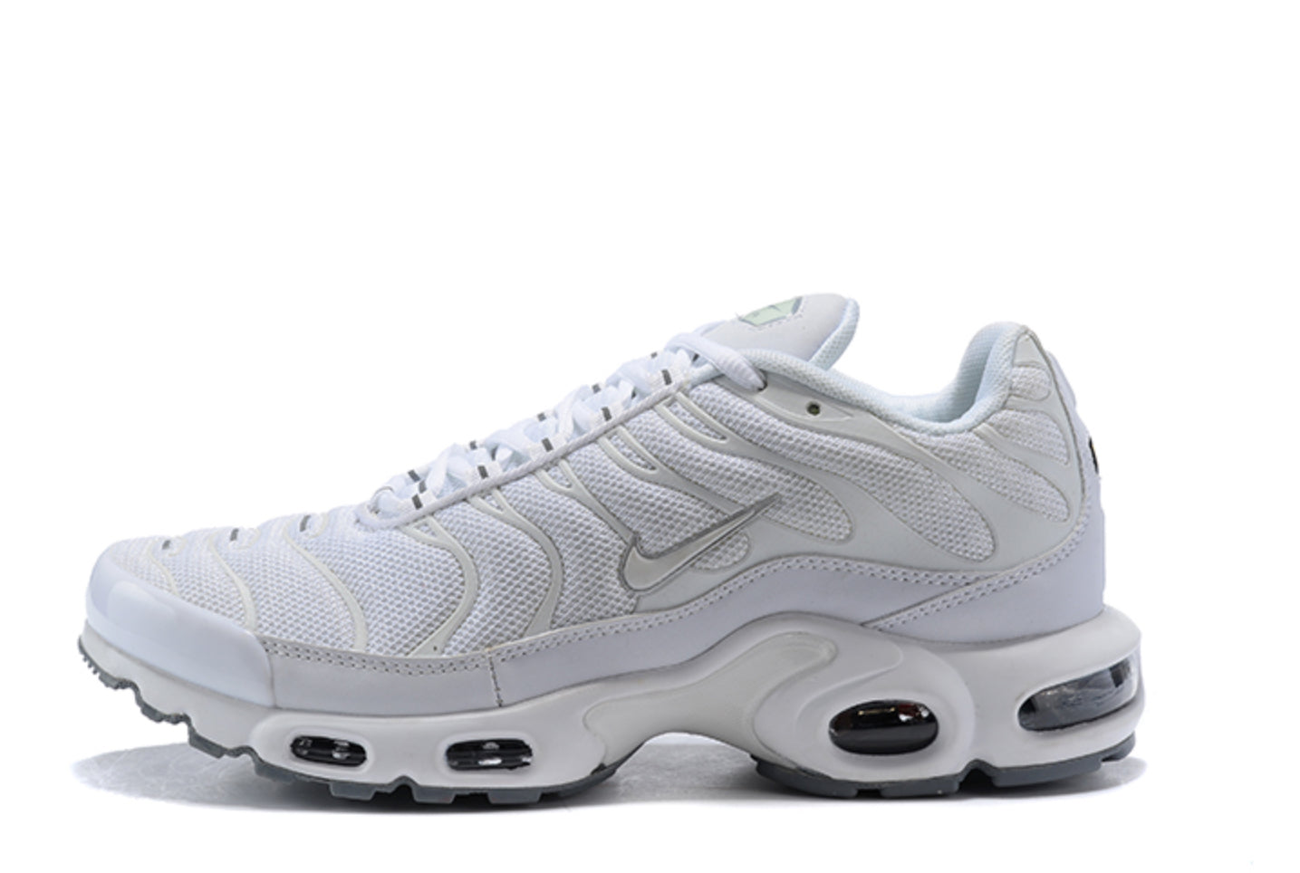 Nike Air Max Plus TN “Triple White”