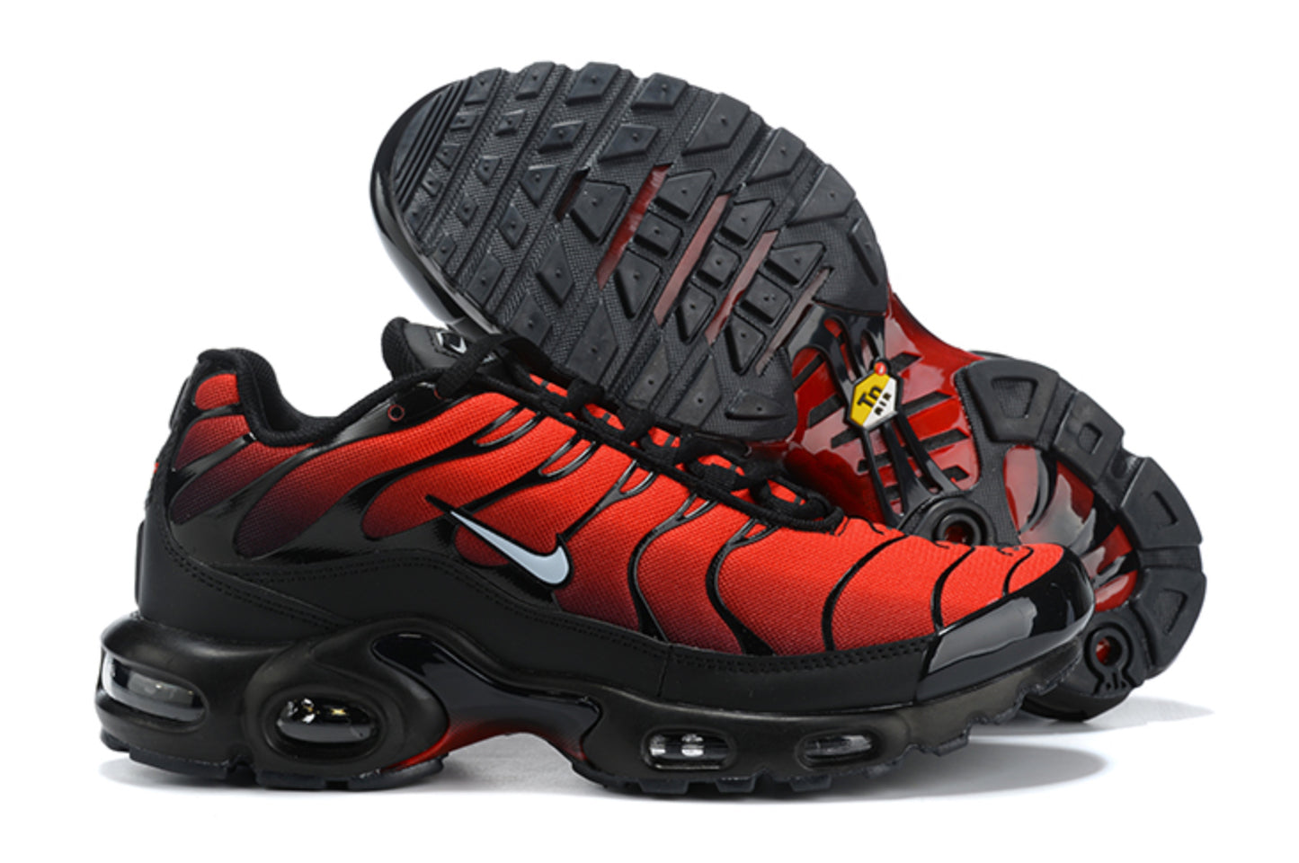 Nike Air Max Plus TN 'Black & Red Fade' (o 'Sunset Red')