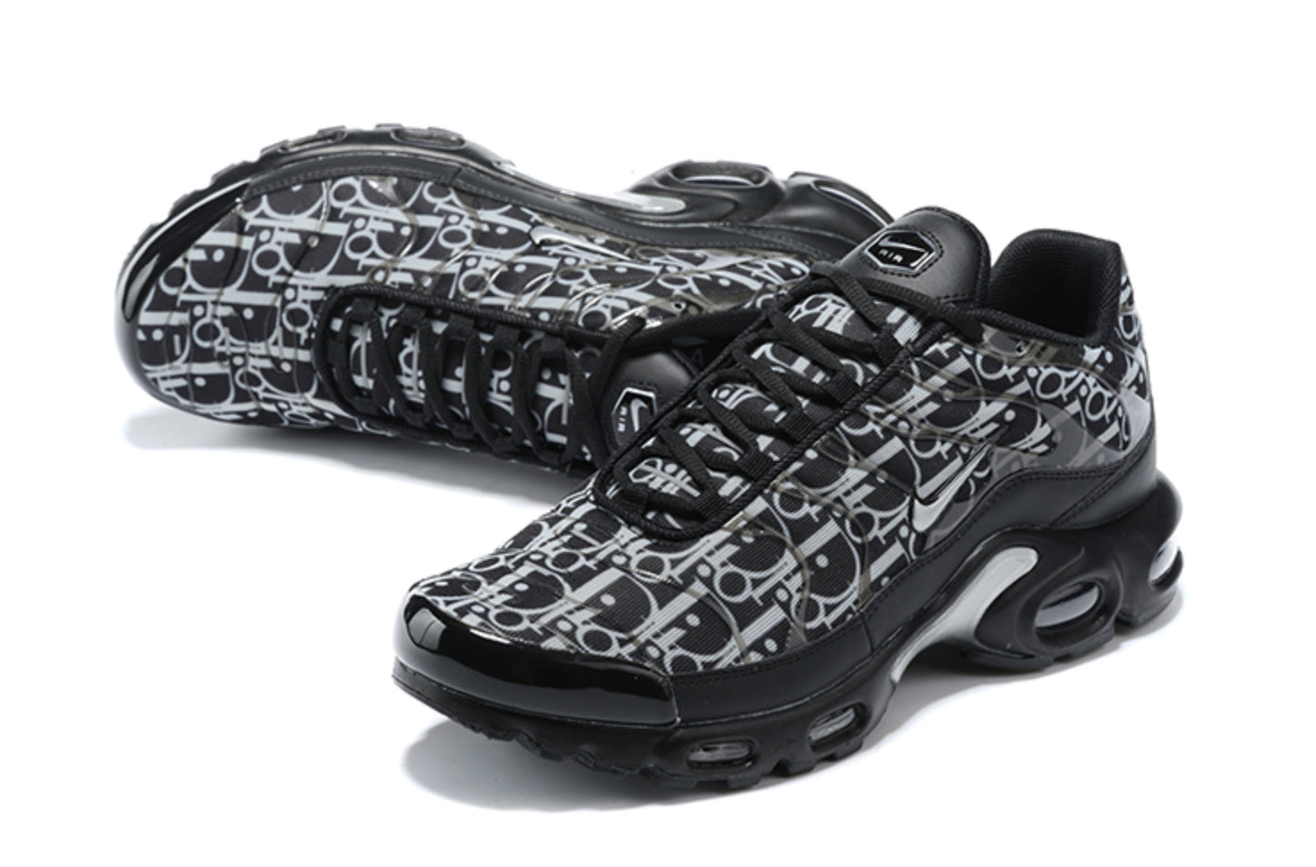 Nike Air Max Plus TN 'Dior Oblique Custom' (Negro y Blanco)