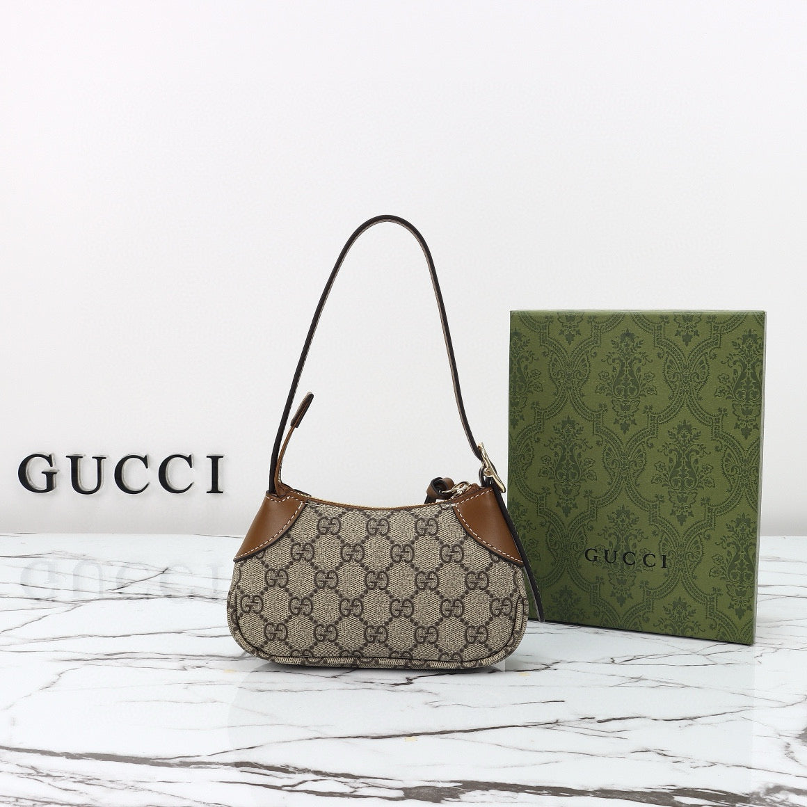 Bolso de Mano Gucci Ophidia Pequeño con Monogram y Raya Web