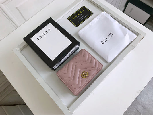 Cartera Gucci GG Marmont de Piel Matelassé en color Rosa Viejo