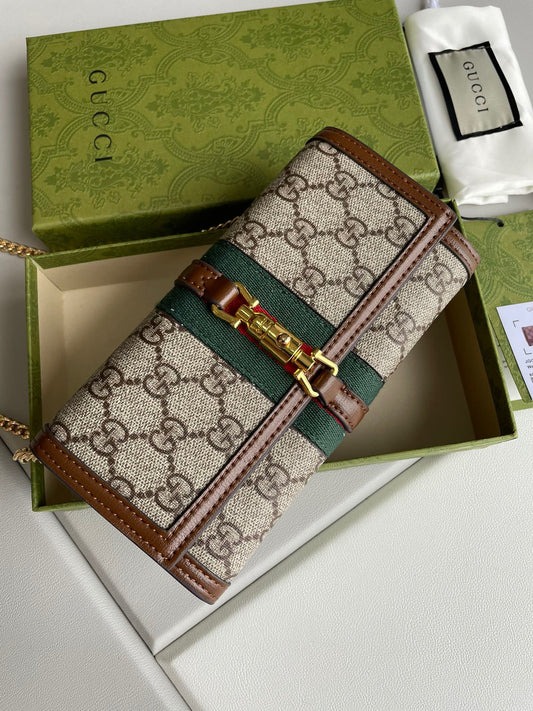 Gucci Jackie 1961 Chain Wallet in GG Supreme Canvas